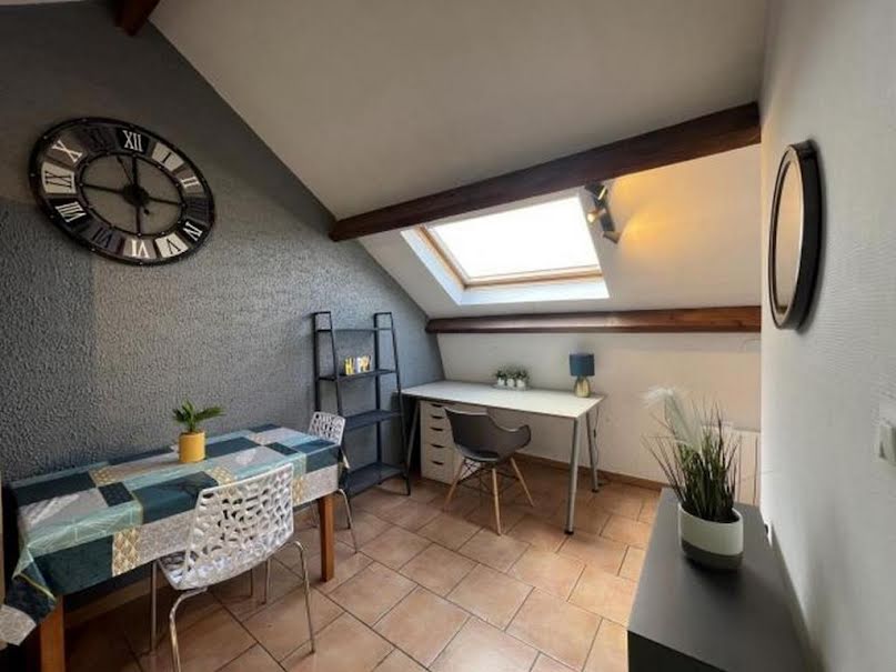 Location meublée appartement 1 pièce 25 m² à Valenciennes (59300), 470 €