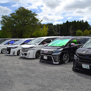ヴェルファイア AGH30W