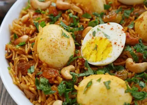 Egg Biryani With Raita