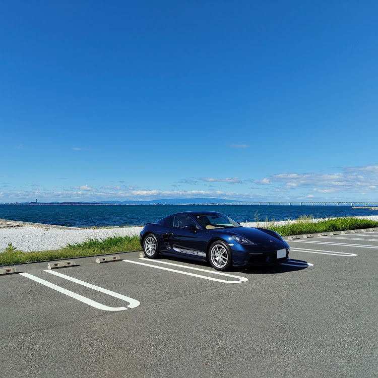 718 ケイマンのPorsche・718・Cayman・ポルシェ・ケイマンに関するカスタム事例の投稿画像1枚目