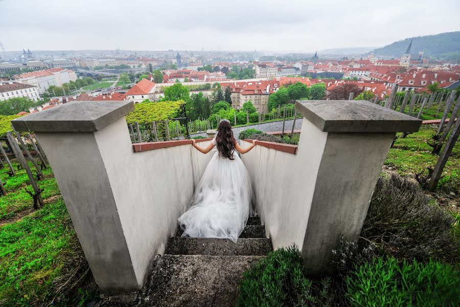 Wedding photographer Dmytro Sobokar (sobokar). Photo of 11 August 2017