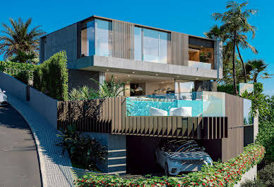 House with pool 2