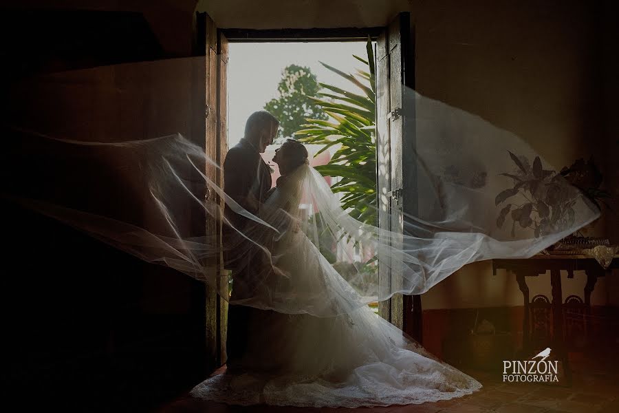 結婚式の写真家Alexandro Pérez Pinzón (pinzon)。2017 11月9日の写真