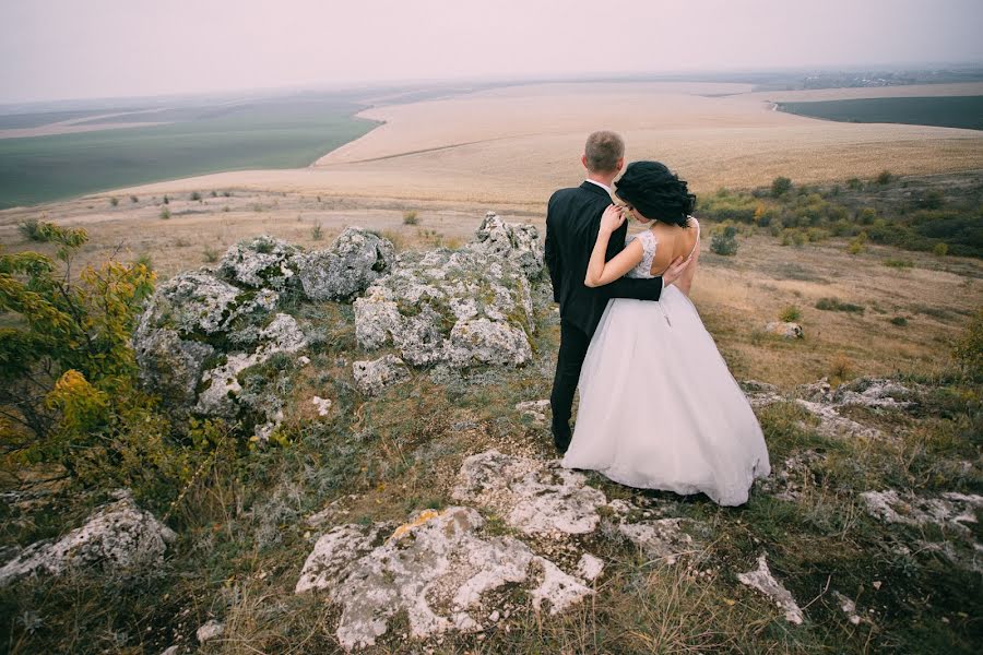 Wedding photographer Rostislav Kovalchuk (artcube). Photo of 3 March 2017