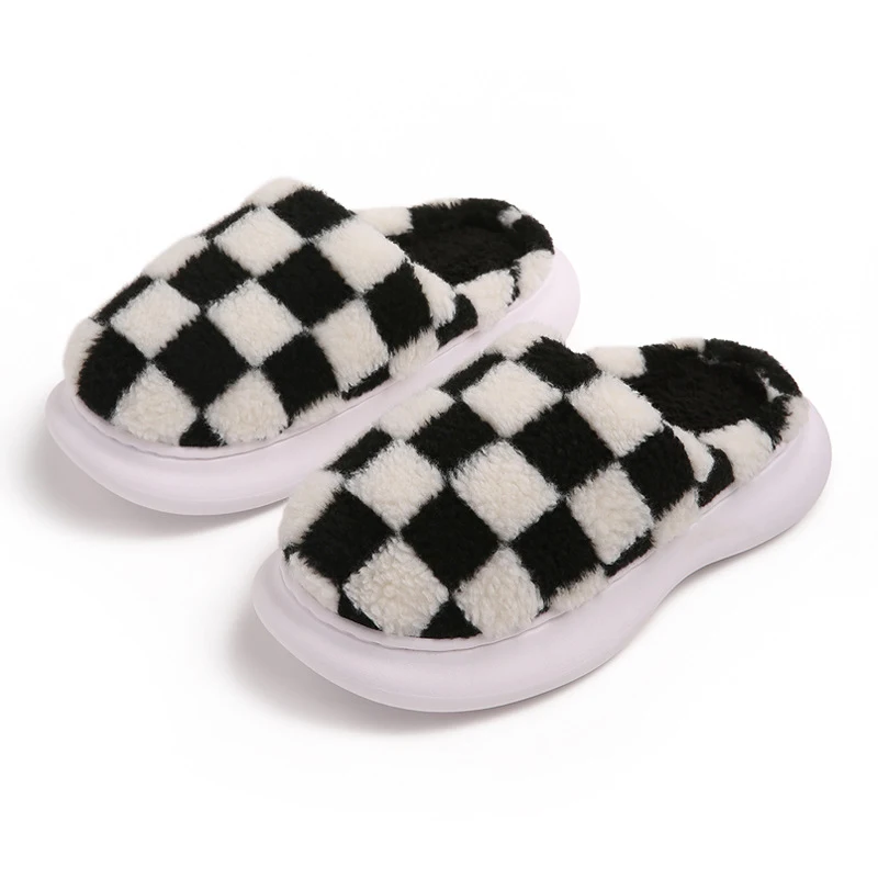 Title 6, Checkerboard Plus fluwelen pantoffels met dik k...