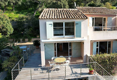Villa with terrace 1