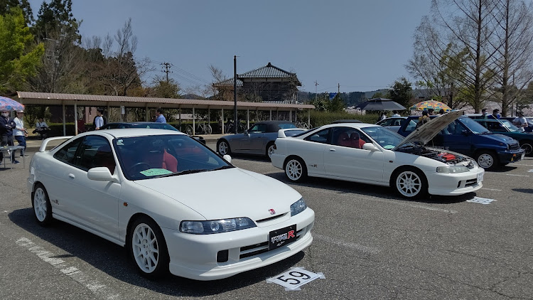 スカイラインの20世紀ミーティング・青島食堂・パール金属スタジアムに関するカスタム事例の投稿画像10枚目