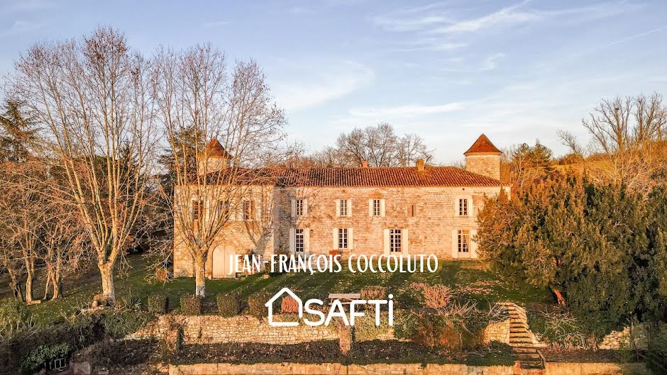 Vente château 12 pièces 493 m² à Penne-d'Agenais (47140), 1 250 000 €