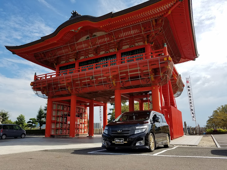 エルグランドのローガン・御田家🍢・イツメン・初・お山はお静かに！に関するカスタム事例の投稿画像2枚目