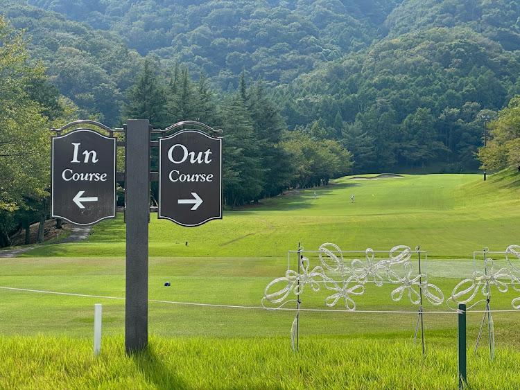 RS3 スポーツバックのゴルフチューン⛳・猛暑で禿げた・サ活してきた・3食喰うチューン💕・明日もゴルフだよ....トホホ💦💦に関するカスタム事例の投稿画像2枚目
