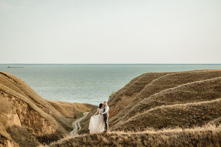 Fotógrafo de casamento Diana Voznyuk (dianavoznyuk). Foto de 18 de outubro 2021