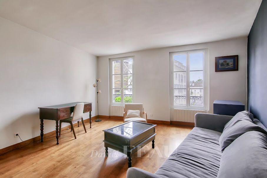 Location meublée appartement 3 pièces 53 m² à Paris 18ème (75018), 2 200 €