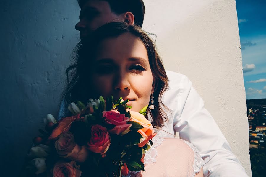 Fotógrafo de bodas Katerina Krasikova (supermariophoto). Foto del 27 de julio 2016