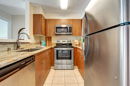 Apartment with pool 5