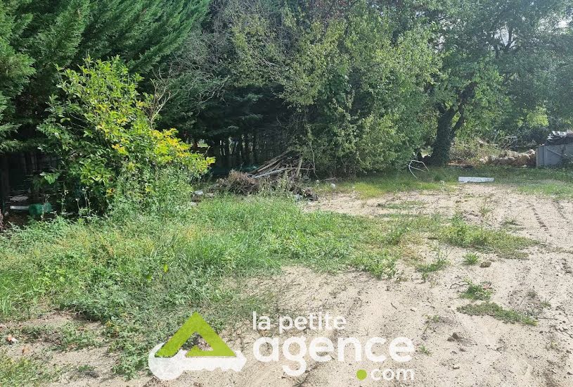  Vente Terrain à bâtir - 653m² à Vierzon (18100) 