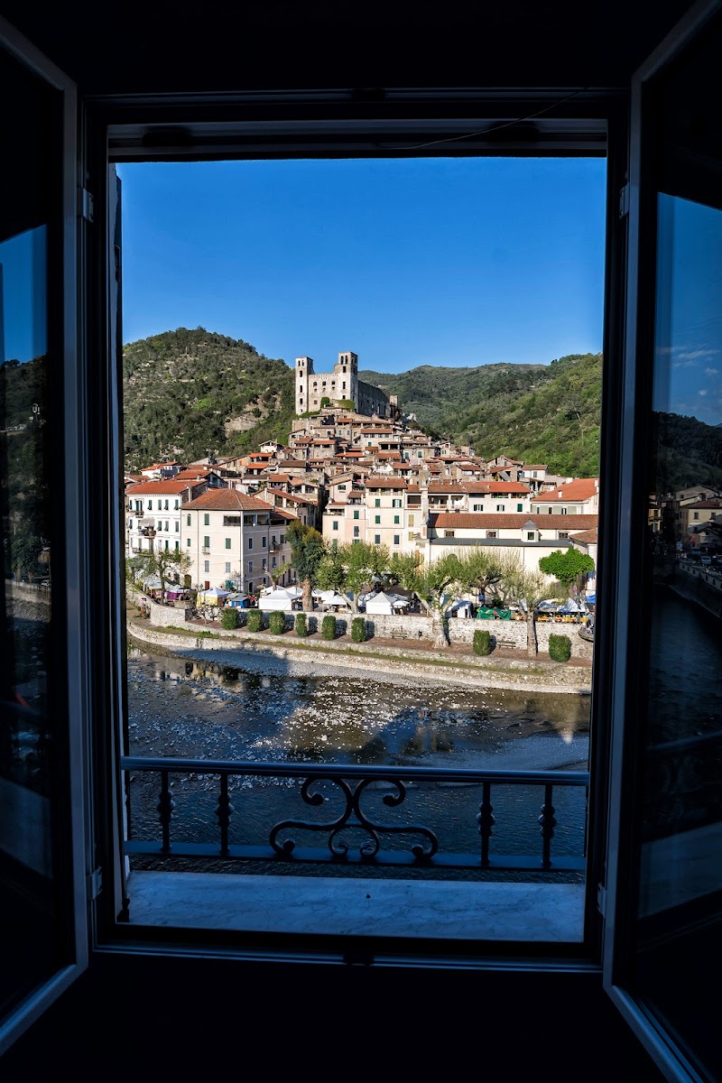 Una finestra su Dolceacqua di LucaMonego