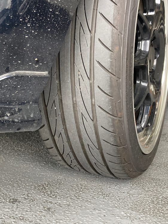 フィットのトレッドパターン選手権・ニャンニャンニャンの日・車いじりに関するカスタム事例の投稿画像2枚目