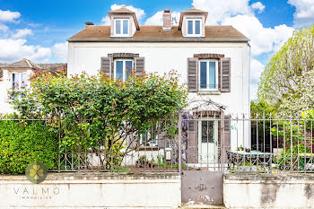 maison à Montfort-l'Amaury (78)