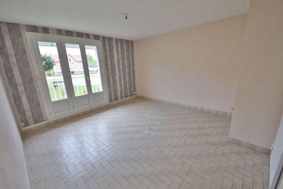 Location  appartement 3 pièces 53 m² à Essômes-sur-Marne (02400), 655 €