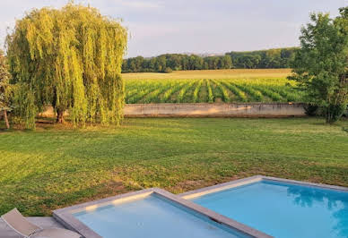 Maison avec piscine et terrasse 20