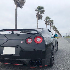 NISSAN GT-R R35