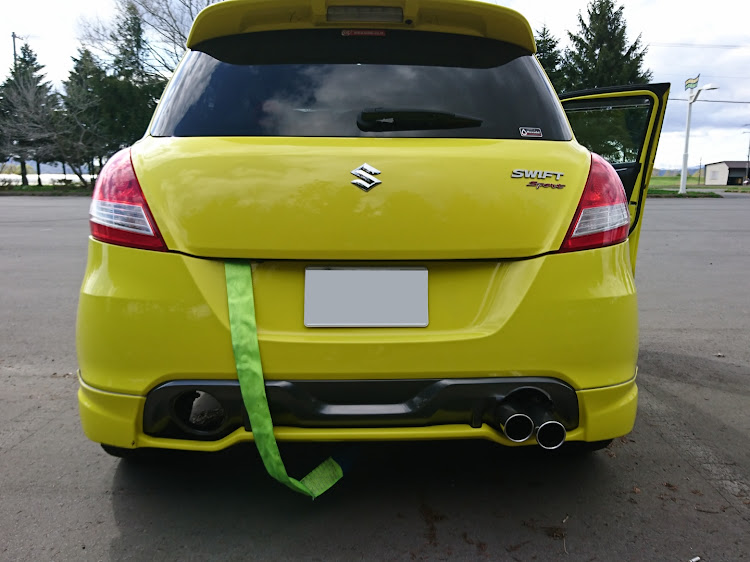 スイフトのマフラー交換・スイフトスポーツ・DIYに関するカスタム事例の投稿画像1枚目