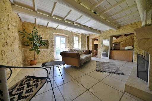 Propriété avec jardin 2