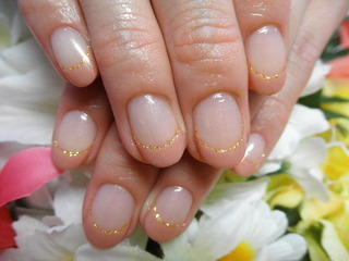 オフィスで使える シンプルフレンチ ネイルデザインまとめ Trill トリル