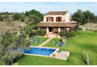 Maison avec piscine et terrasse 6