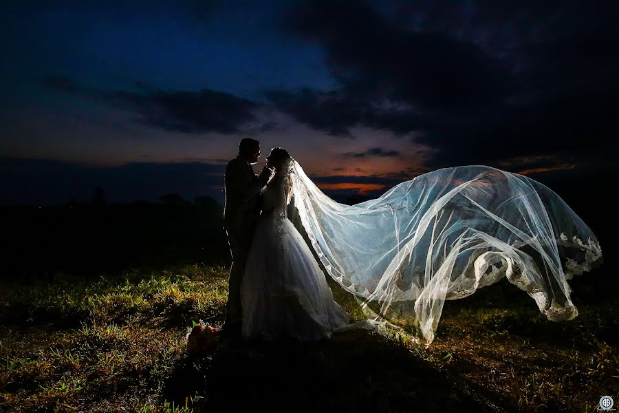 Fotografo di matrimoni Uriel Andres Solano Sanchez (andressolano90). Foto del 23 gennaio 2022