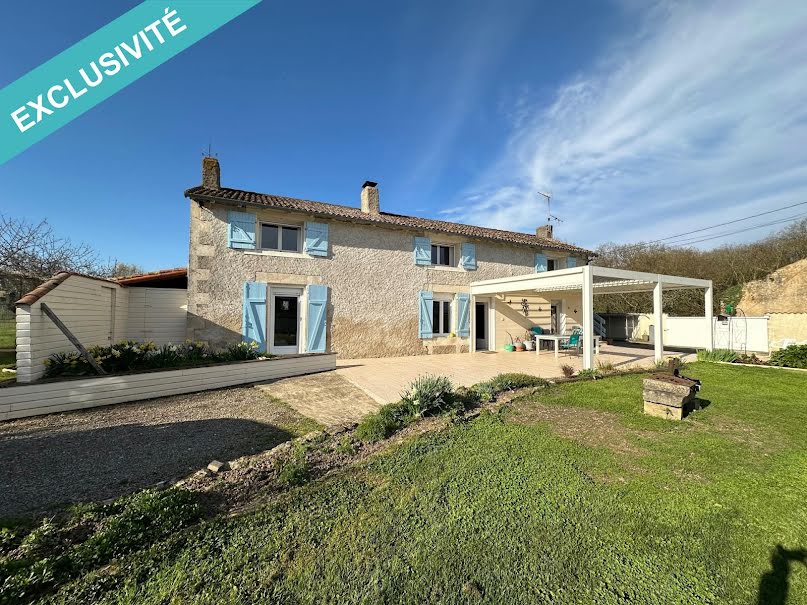 Vente maison 6 pièces 183 m² à Tercé (86800), 320 000 €