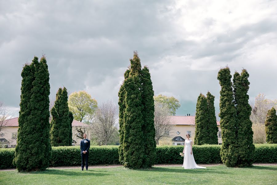 Wedding photographer Anette Bruzan (bruzan). Photo of 19 April 2023