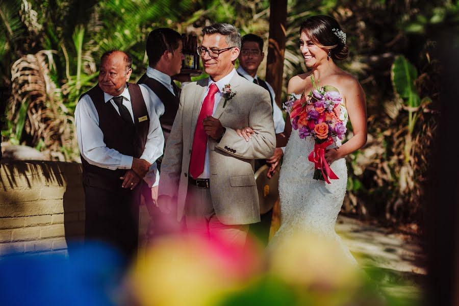 Wedding photographer Estefanía Delgado (estefy2425). Photo of 25 March 2019