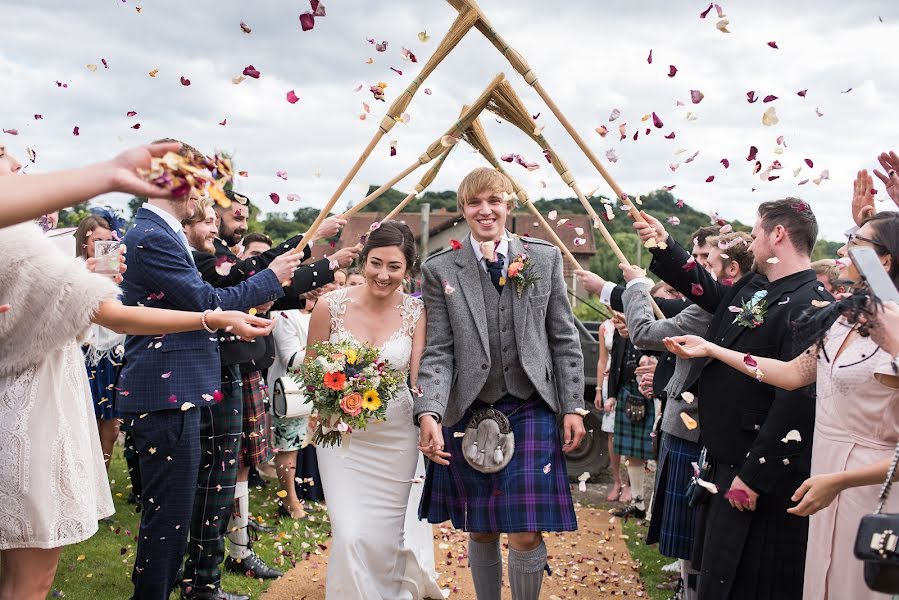 Fotógrafo de bodas Claire Tennant (clairetennant). Foto del 16 de febrero 2023