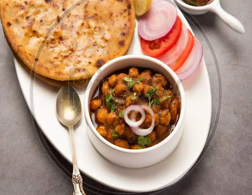 Aalo Pyaz Paratha 2 With Chole Thali[for Serving 1]