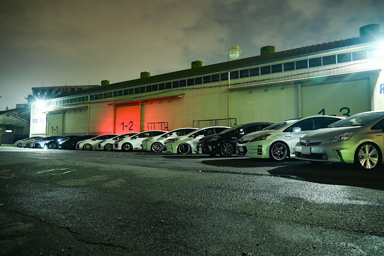 プリウスαのオフ会・同一車種・クセがすごい・コラボありがとうございました・コラボお誘いお待ちしておりますに関するカスタム事例の投稿画像2枚目