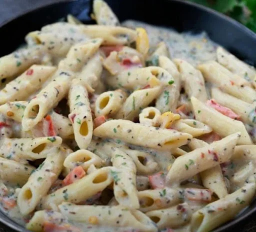 Veg White Sauce Pasta (Alfredo)