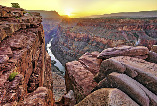 Sunrise seen from Toroweap lookout point in the Grand Canyon National Park in Arizona, US.