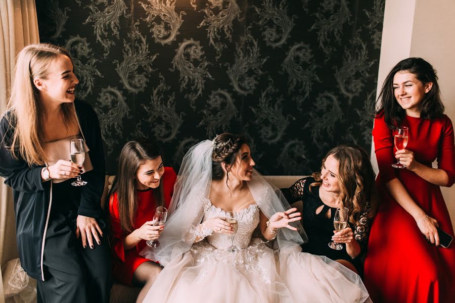 Wedding photographer Aleksandr Meloyan (meloyans). Photo of 13 February 2018