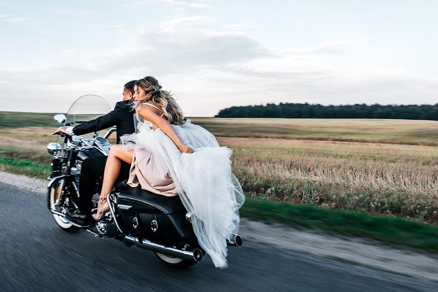 Fotografo di matrimoni Anastasiya Lesnova (lesnovaphoto). Foto del 21 dicembre 2018