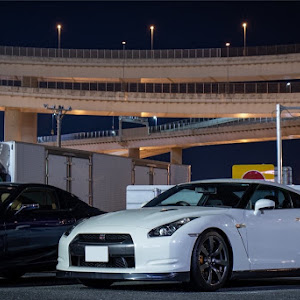 NISSAN GT-R R35