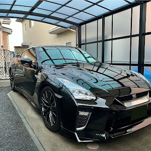 NISSAN GT-R R35