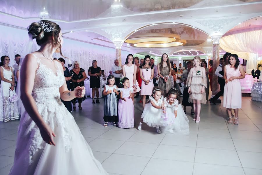 Wedding photographer Misha Dyavolyuk (miscaaa15091994). Photo of 1 December 2018