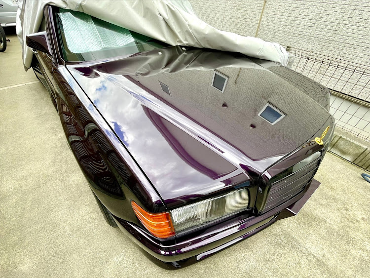Sクラスセダンの560SEL・ケーニッヒ仕様・ボディカバー頑張ってます・カーポート欲しいに関するカスタム事例の投稿画像1枚目