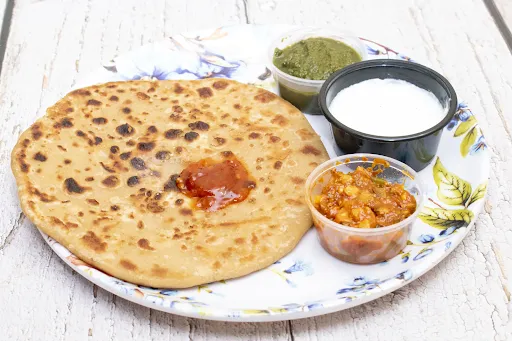 Aloo Schezwan Paratha