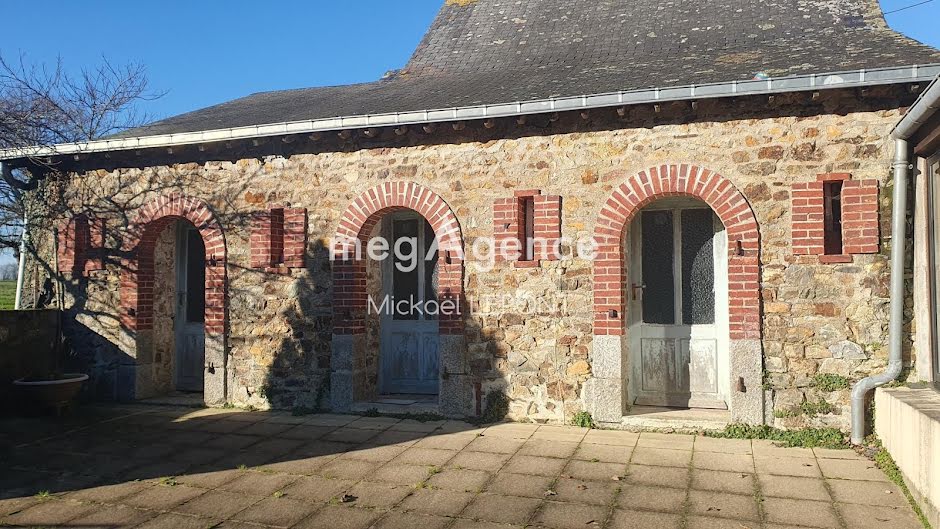 Vente maison 3 pièces 130 m² à Port-Brillet (53410), 169 500 €