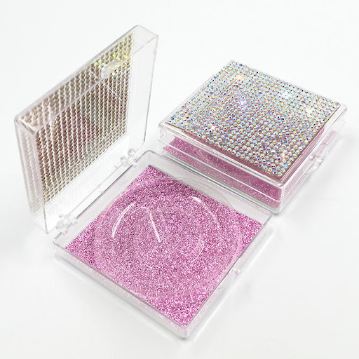 Title 3, Transparent square box with eyelash box design....