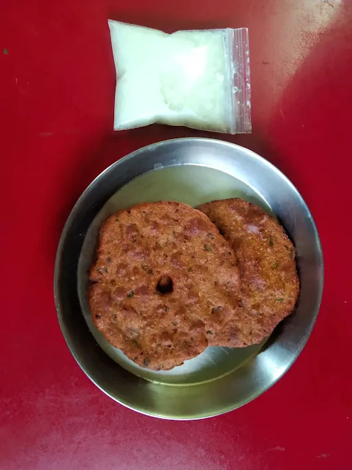 2 Bhajaniche Thalipeeth