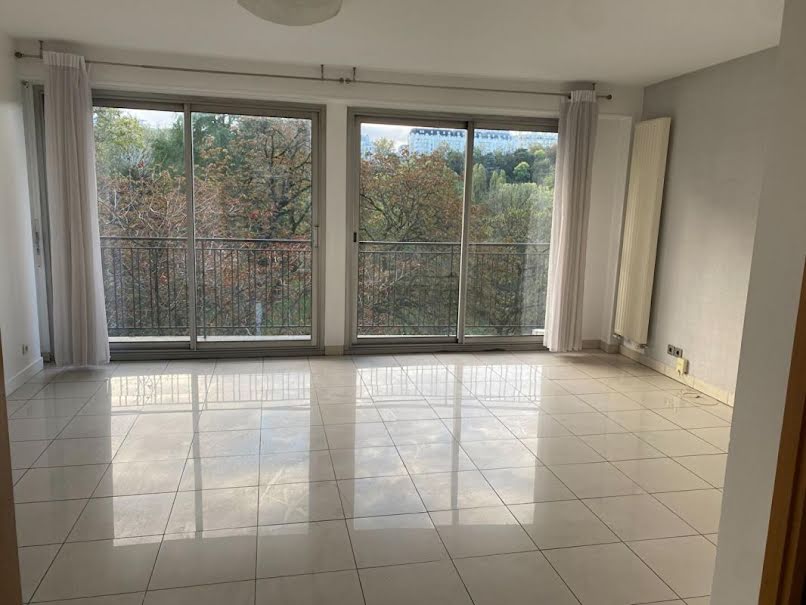 Location  appartement 3 pièces 75 m² à Paris 19ème (75019), 3 000 €