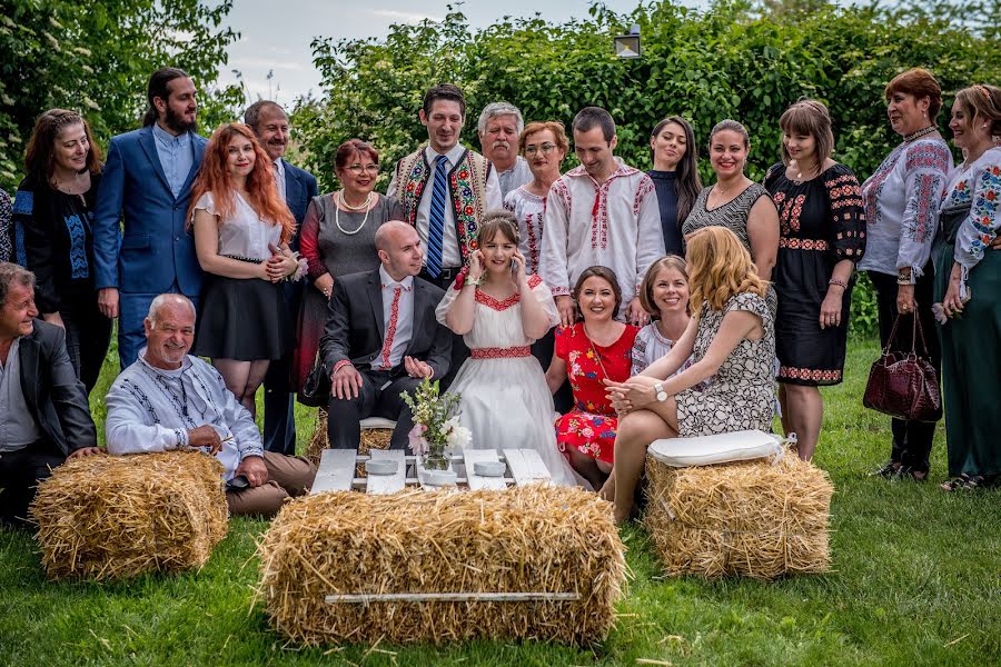 Jurufoto perkahwinan Mihai Stoian (mihaistoian). Foto pada 15 Julai 2017